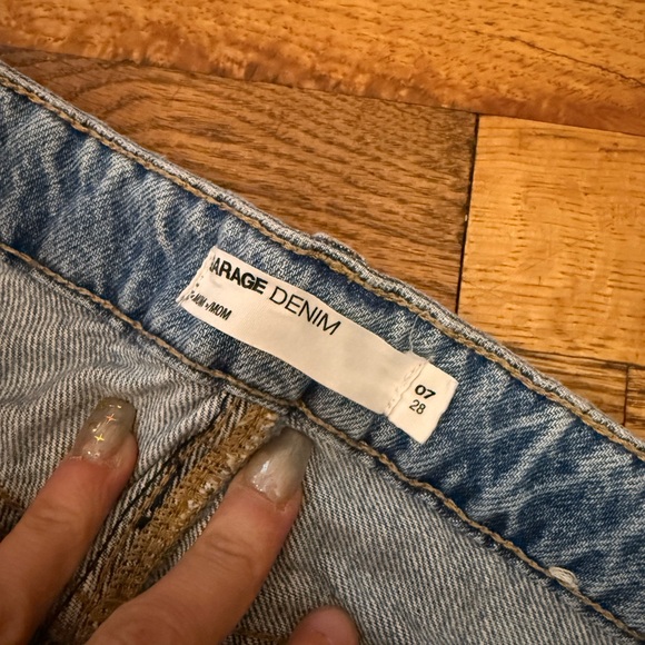 Garage Mom Distressed Light Blue Jeans - Picture 3 of 4